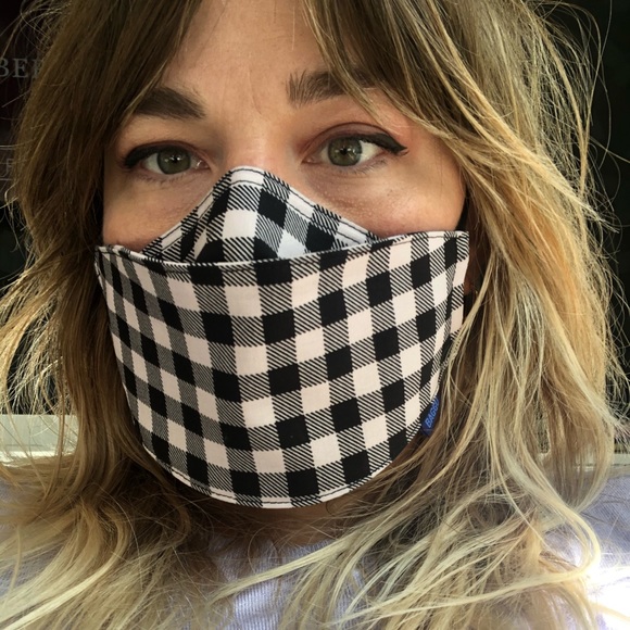 Meet your Posher, Vanessa - Picture 1 of 1